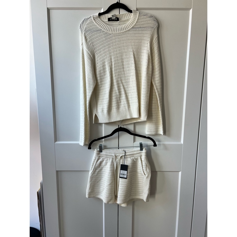 Kada white crochet set